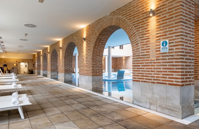 Entrada al balneario Castilla Termal Olmedo - Foto 4