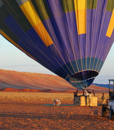 Foto de Paseo en globo por el desierto del Namib al amanecer