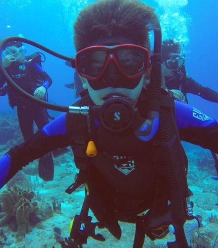 Foto de Snorkel en un cenote de Mérida