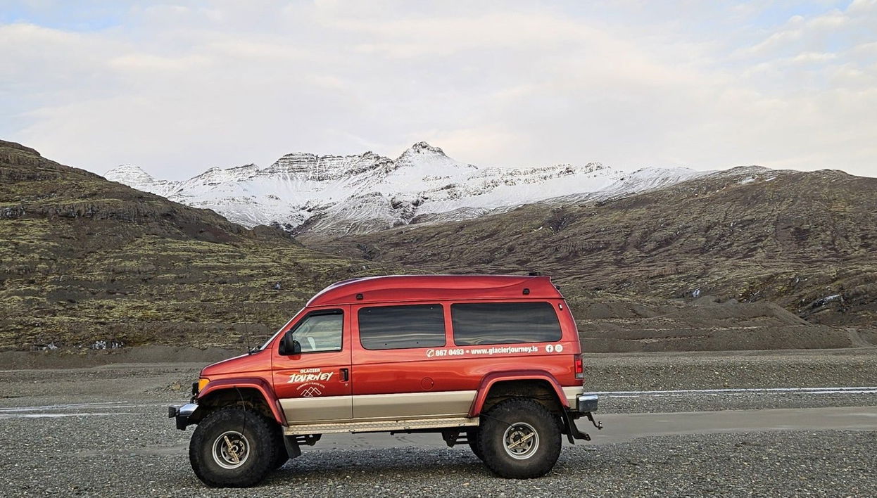 Black Sand Beaches Offroad Tour in Suðurfjörur