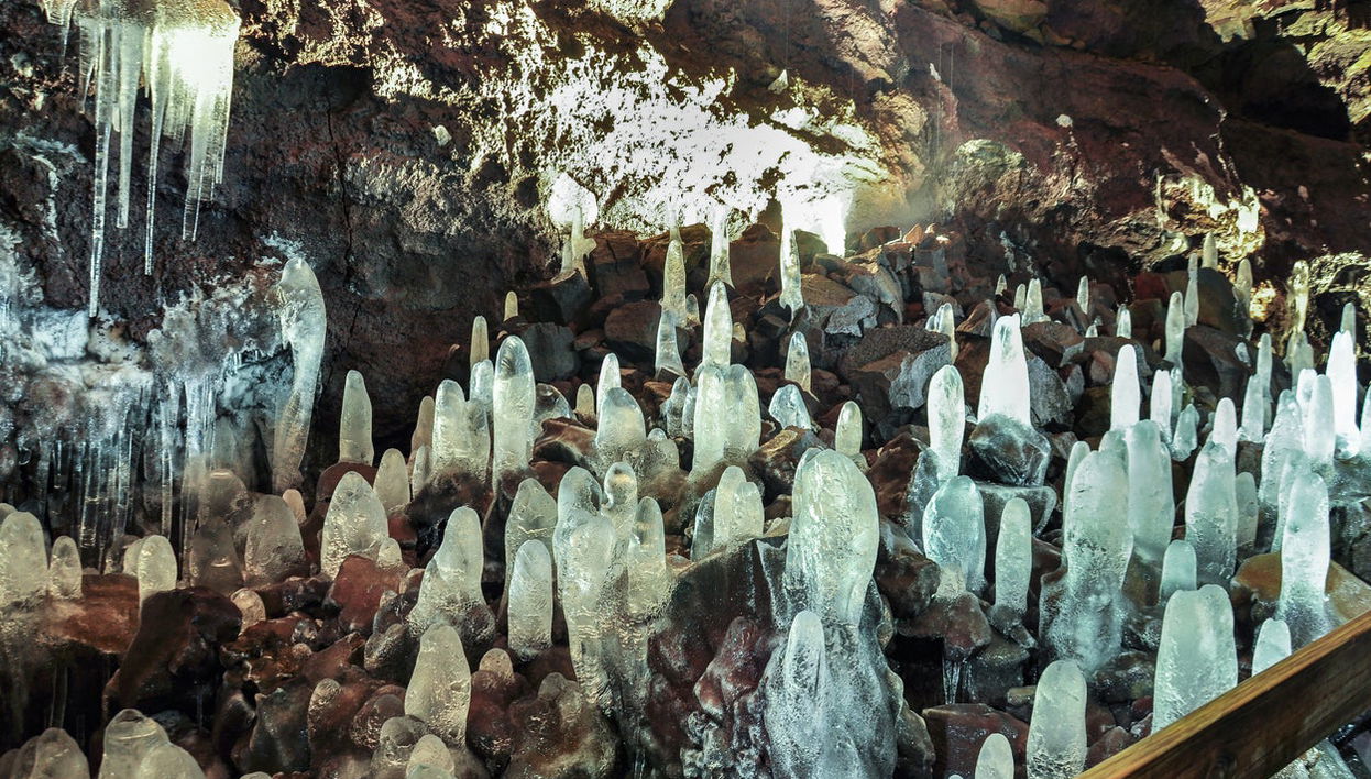 Deildartunguhver & Vidgelmir Cave Tour - Foto 1