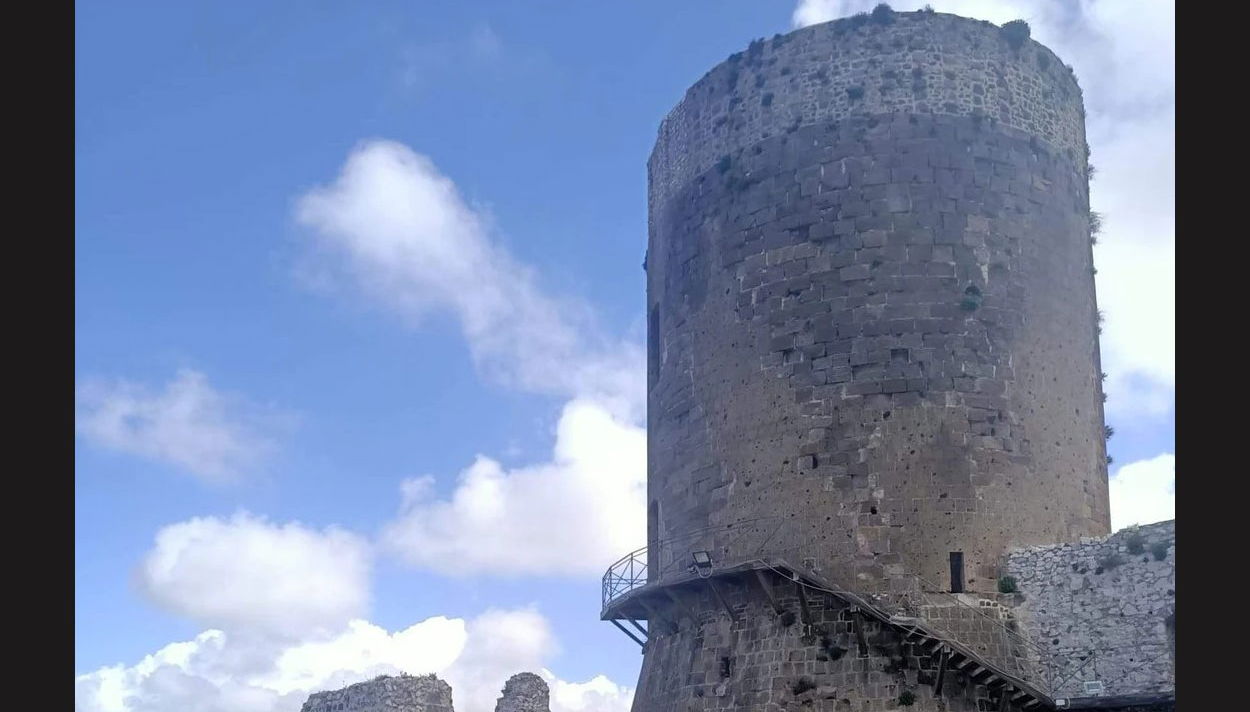 Visita guiada por el castillo de Lettere - Foto 1