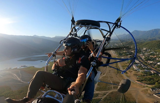 Vuelo en paramotor por Monterrey - Foto 2
