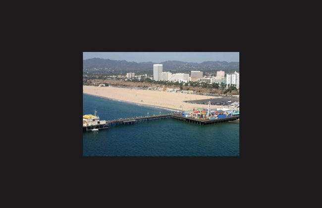 Helicopter Tour of Los Angeles from Burbank - Photo 6