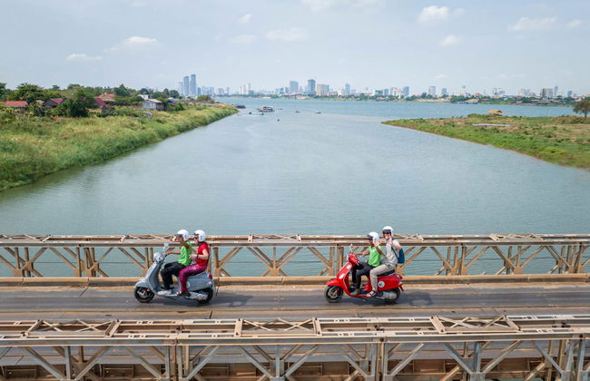 Tour di Phnom Penh in vespa - Foto 2