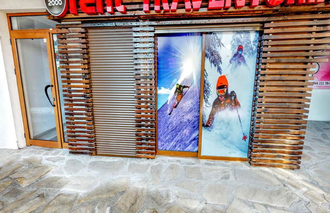 Ski and Snowboard equipment rental in Bansko - Photo 2
