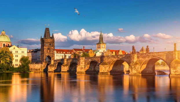 Passeio de barco vintage por Praga - Foto 4