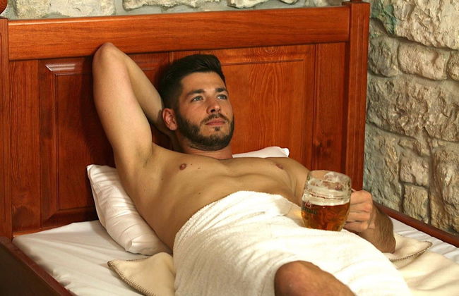 Experiencia privada en un spa de cerveza de Praga - Foto 2
