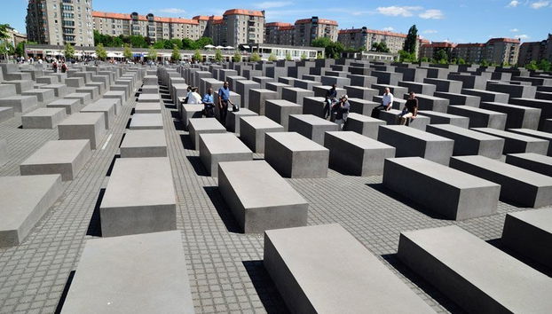 Berlin Guided Tour - Photo 2