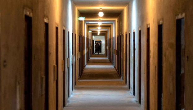 Dachau Concentration Camp Day Trip - Photo 5