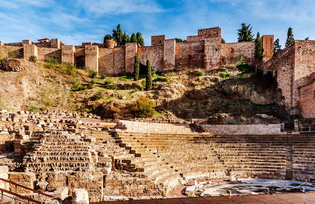Alcazaba & Roman Theatre Free Tour - Photo 2