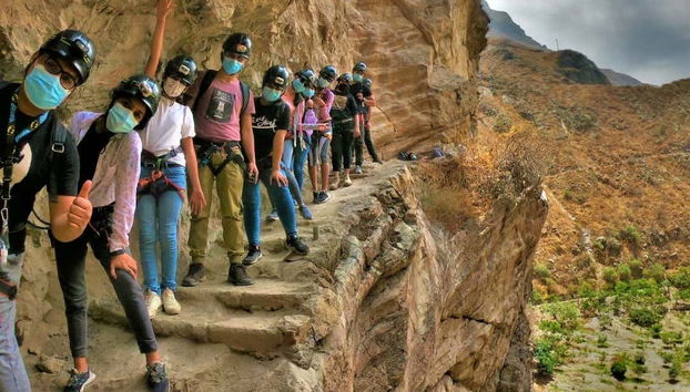 Autisha Canyon Hiking & Abseiling - Foto 5