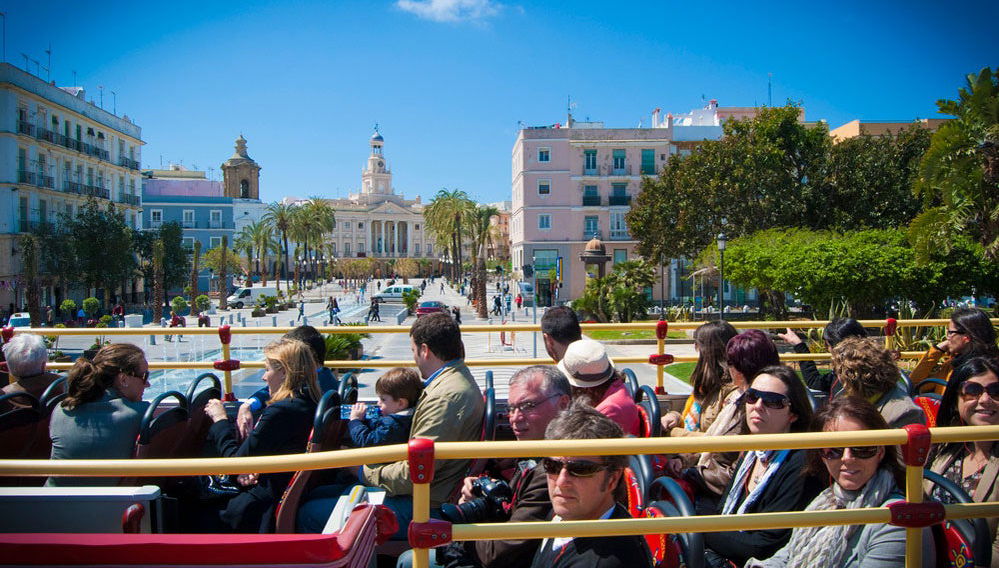 Cadiz Hop-On Hop-Off Bus Tour - Foto 1