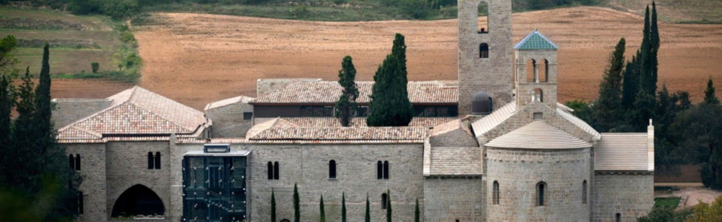 Tour medieval por el Monasterio de Sant Benet - Foto 1