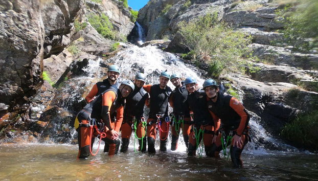 Practicando barranquismo en Somosierra