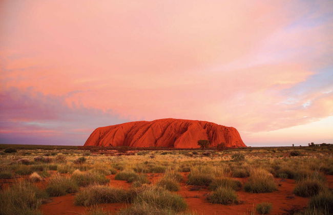 Excursión al Parque Nacional Uluru-Kata Tjuta al atardecer - Foto 8