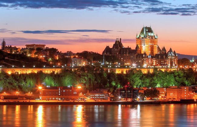 Paseo en barco nocturno por Quebec - Foto 6