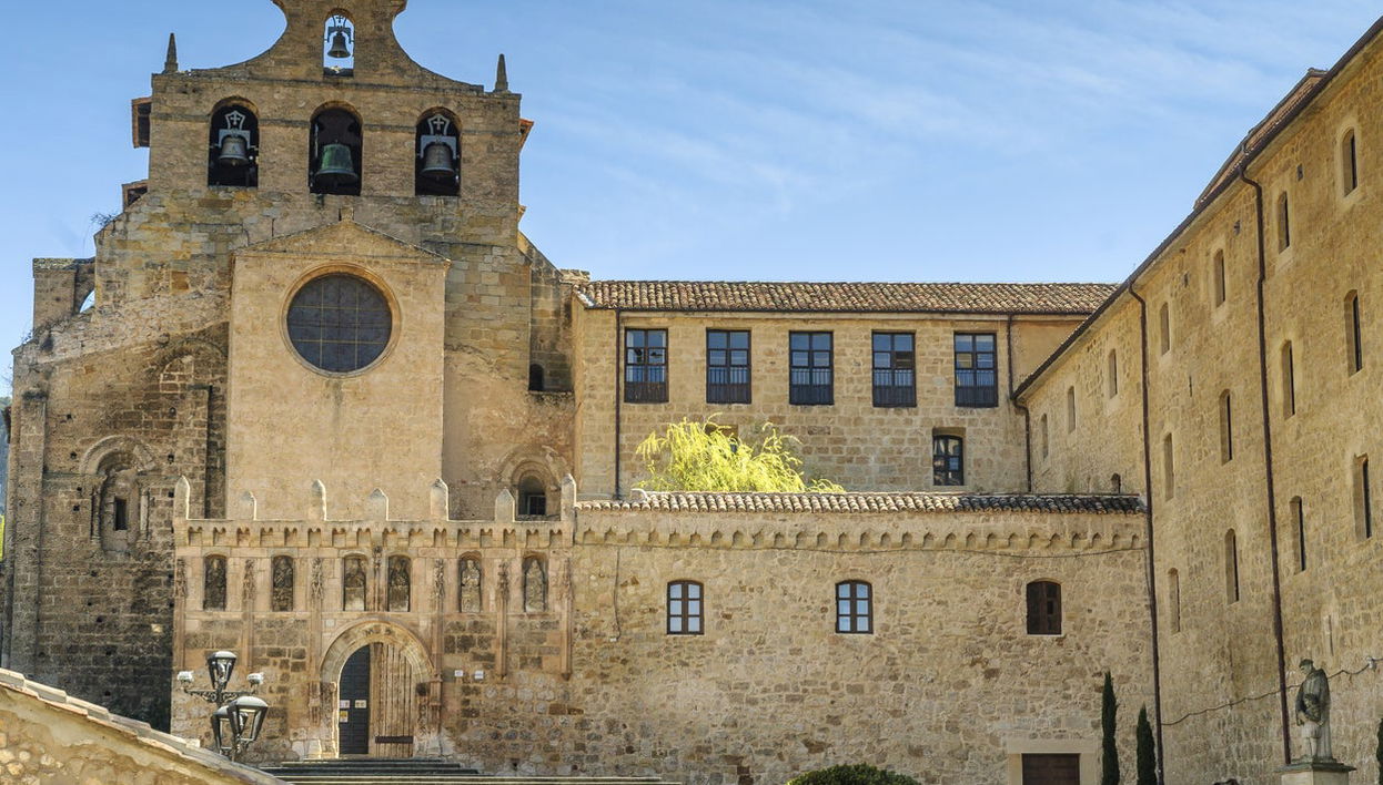 Monasterios de Oña y Rioseco + Iglesia de Santa Olalla de Espinosa - Foto 1