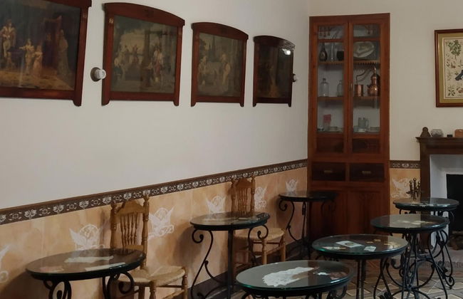 Visita guiada por el Palacete de la Hilandera - Photo 2