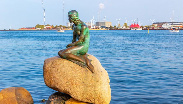 Copenhagen Bike Tour - Photo 2