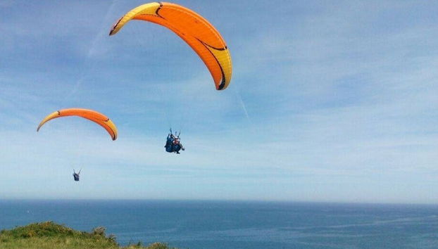 Tandem paragliding flight