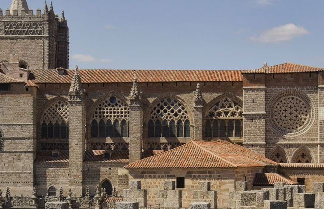 Tour por la Catedral de Ávila y la muralla - Foto 2