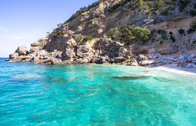 Ski nautique dans le golfe d'Orosei - Photo 3