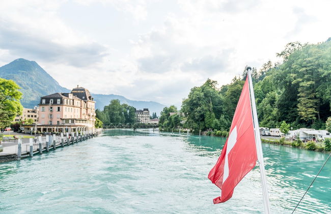 Lake Brienz Boat Trip - Photo 4
