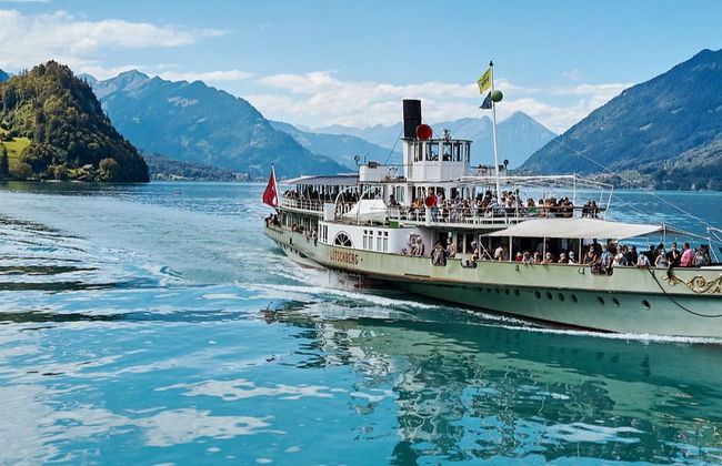 Lake Thun + Lake Brienz Boat Trip - Photo 5
