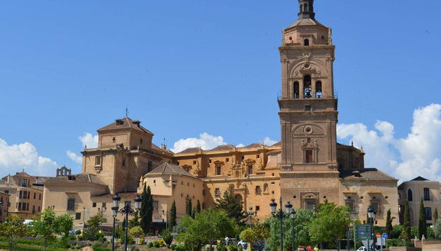 Ingresso da Catedral de Guadix de Granada - Foto 3