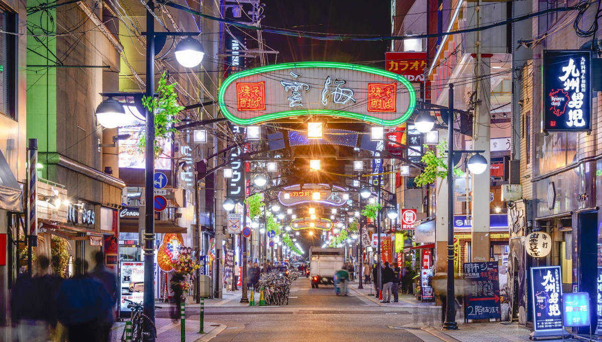 Tour noturno por Hiroshima - Foto 1