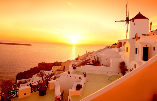 Excursion en goélette au coucher du soleil à Santorin avec dîner - Photo 7