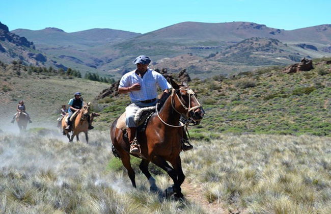 Excursión a caballo por la Patagonia - Foto 2