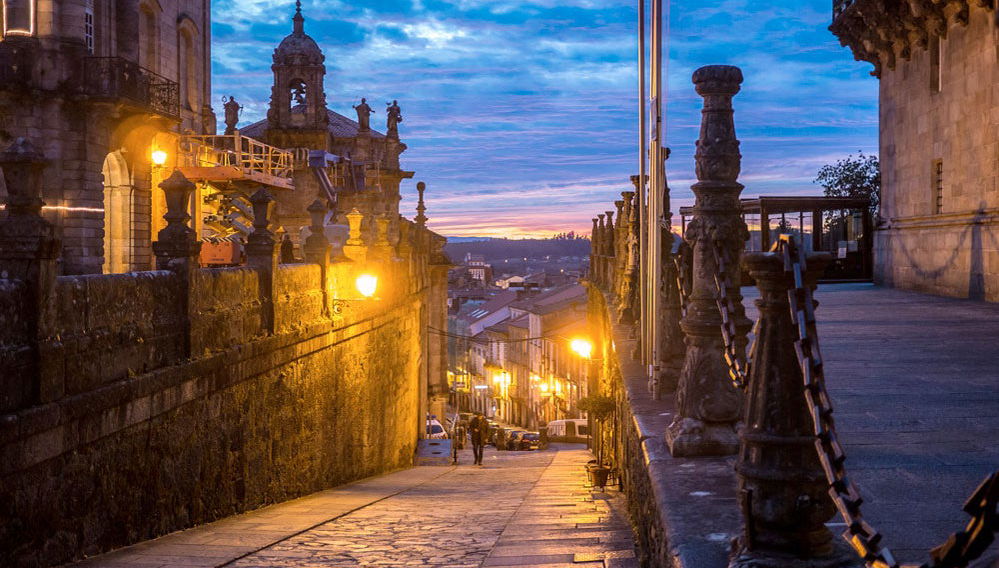 Tour de mistérios com jantar típico galego - Foto 1