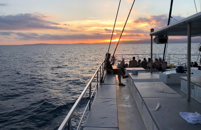 Passeio de catamarã pela baía de Palma ao entardecer - Foto 2