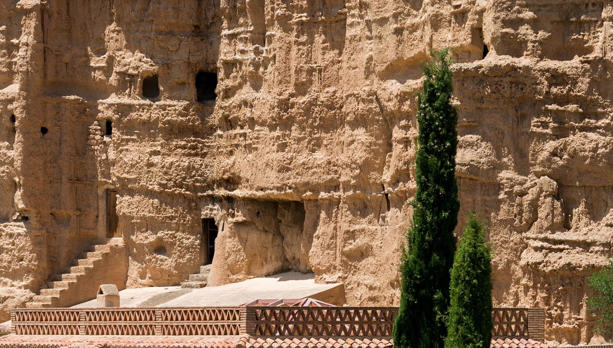 Visita guiada por las cuevas de Almagruz