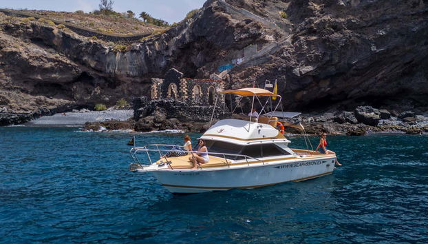 Balade en yacht et observation de cétacés - Photo 4