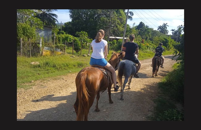 Excursión a caballo por el Parque Natural El Cubano - Foto 4