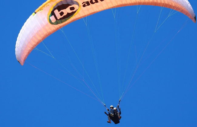 Vuelo en parapente por Santiago - Foto 2