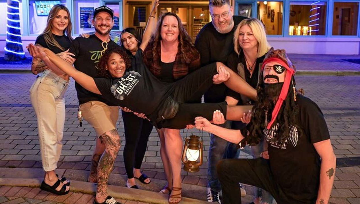 Denver Pub Crawl - Photo 1