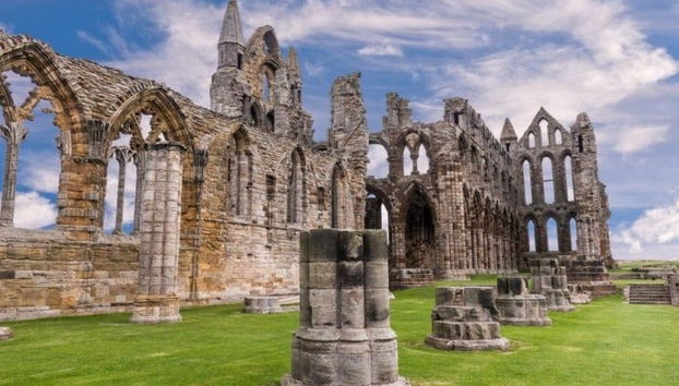 Entrada a la abadía de Whitby - Foto 4