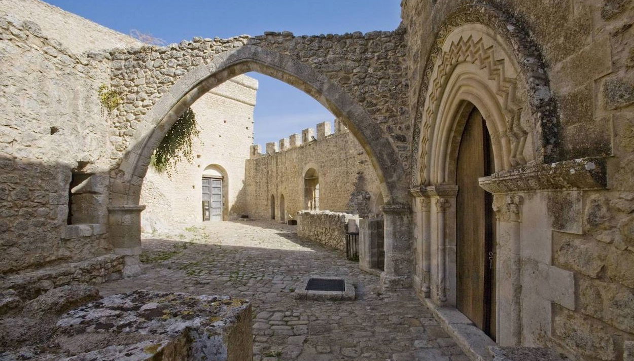 Visita guidata di Mussomeli e al Castello Manfredonico - Foto 1