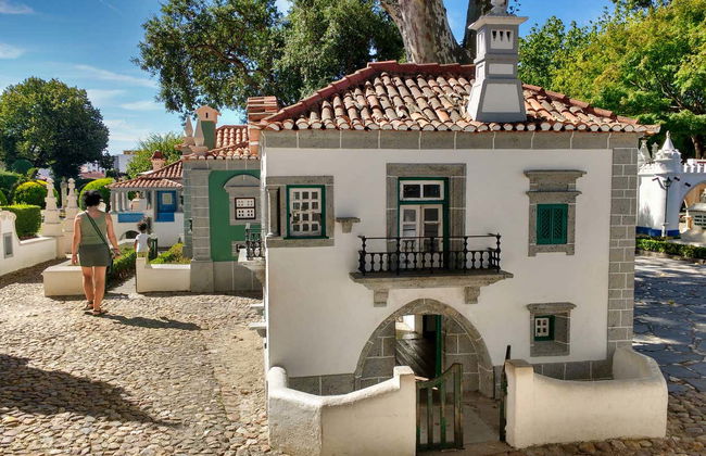 Entrada al parque Portugal dos Pequenitos - Foto 7