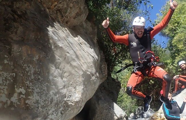 Barranquismo en la Sierra de las Nieves - Foto 6