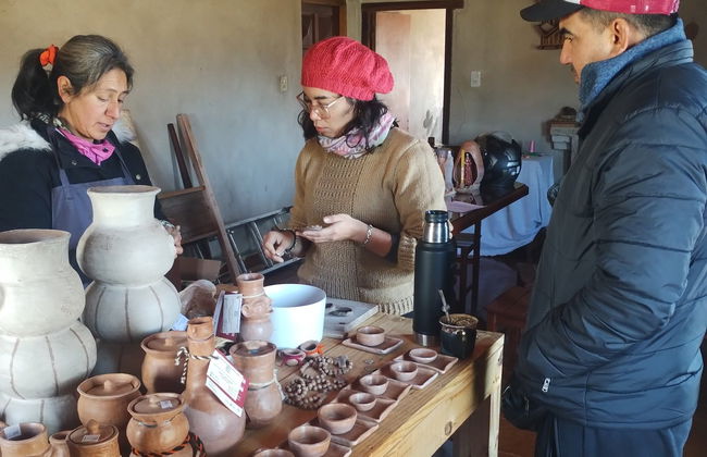 Excursión a Tafí del Valle con taller de cerámica y tejidos artesanales - Foto 2