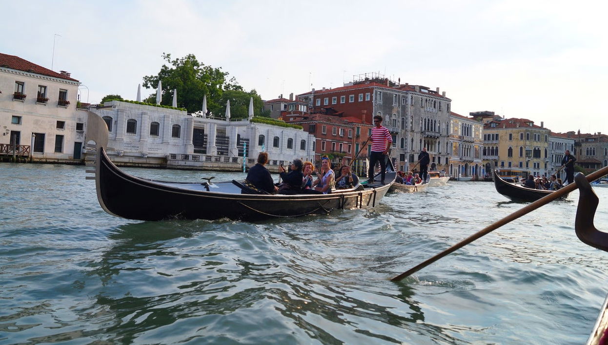 Venice Gondola Ride & Audio Guide - Photo 1