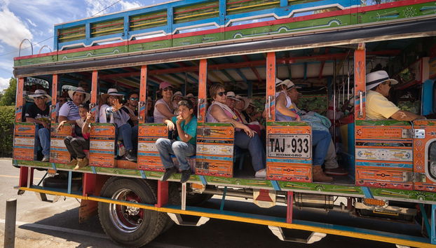 Free Chiva Tour of Medellin - Foto 4