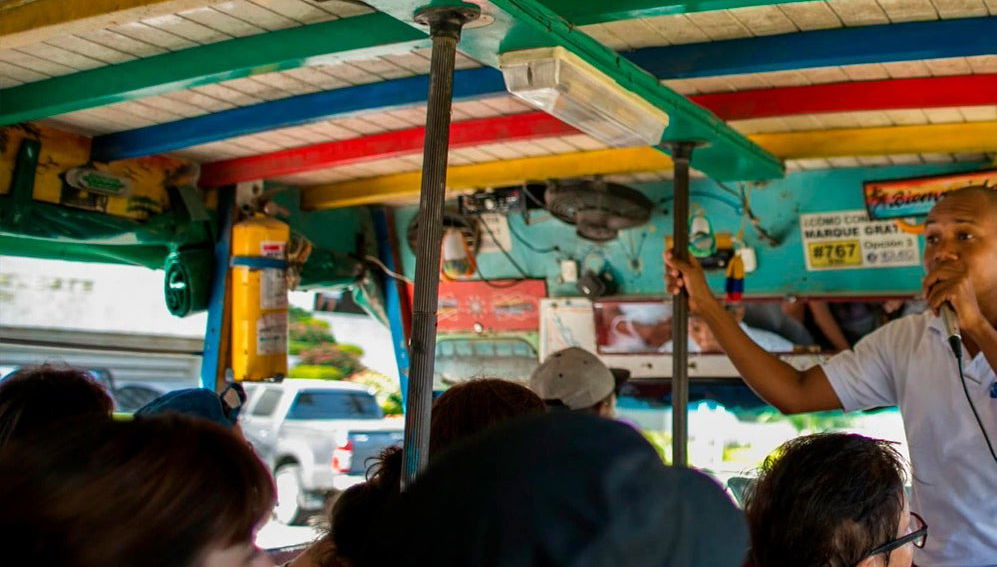 Free Chiva Tour of Medellin - Foto 1