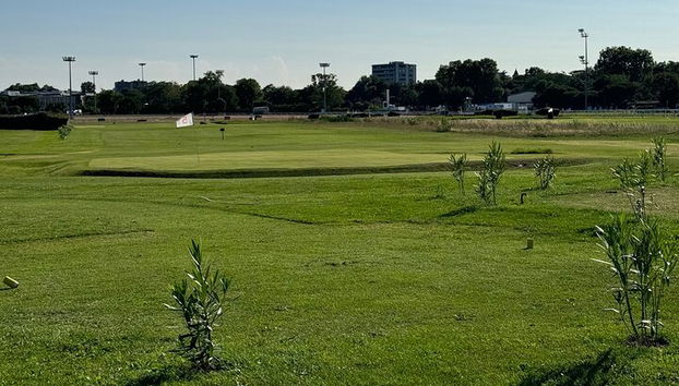 Lebensgroßer 18-Loch-Minigolf - Foto 5
