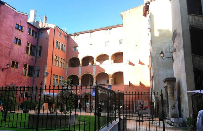 Tour privato autoguidato della ricerca della maledizione della Vecchia Lione - Foto 6